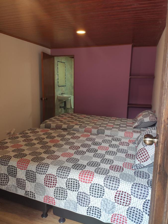 acogedor Hostal usaquen la parada del tren Bogotá Exterior foto