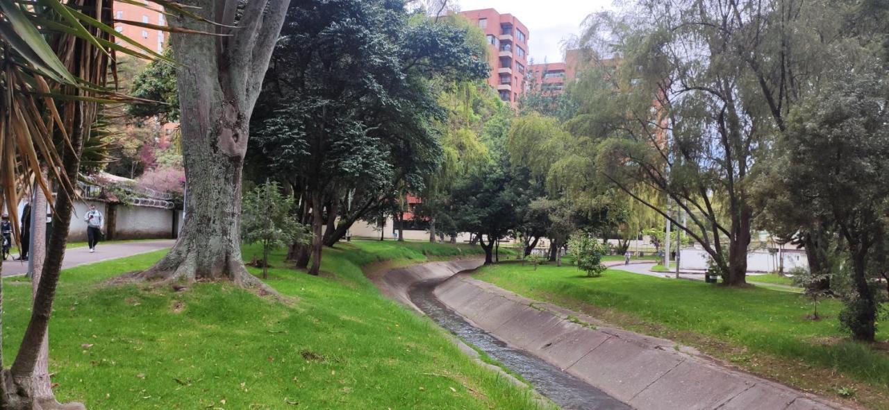 acogedor Hostal usaquen la parada del tren Bogotá Exterior foto