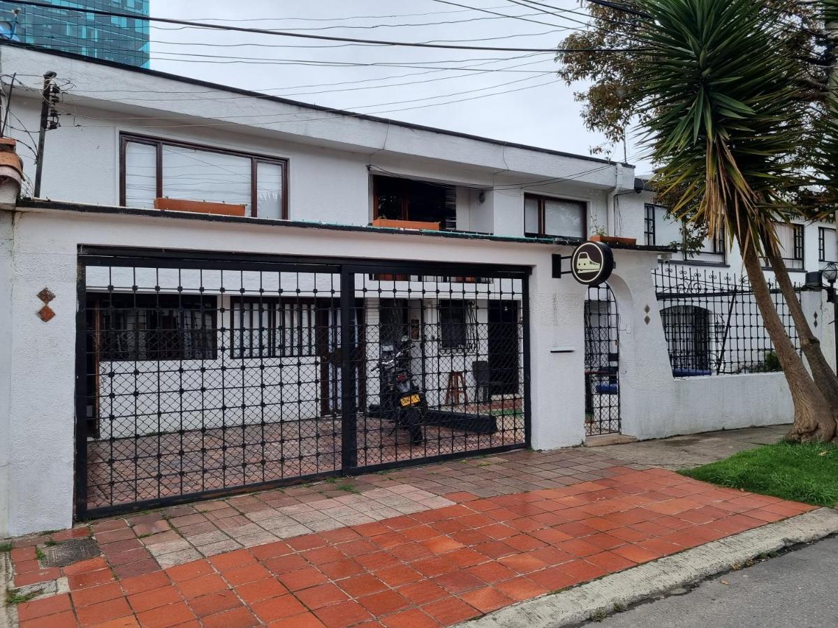 acogedor Hostal usaquen la parada del tren Bogotá Exterior foto
